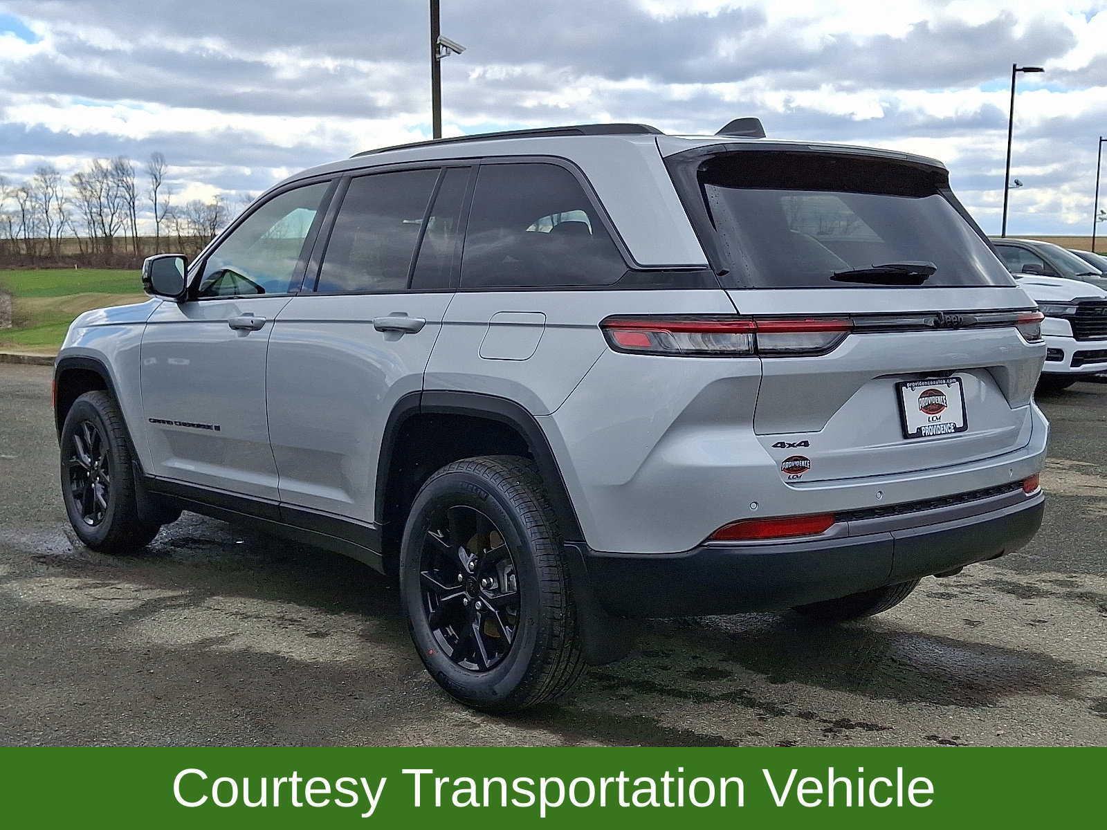New 2026 Jeep Grand Cherokee Altitude AWD/4WD image 3