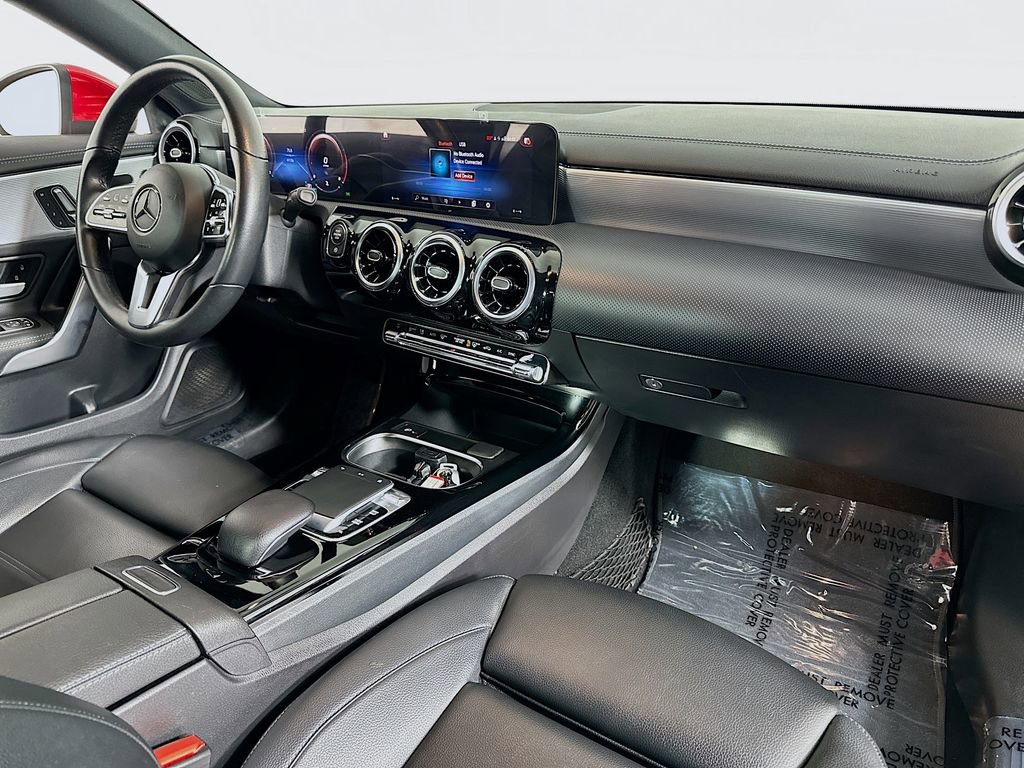 Used 2020 Mercedes-Benz CLA 250 w/ Premium Package image 33
