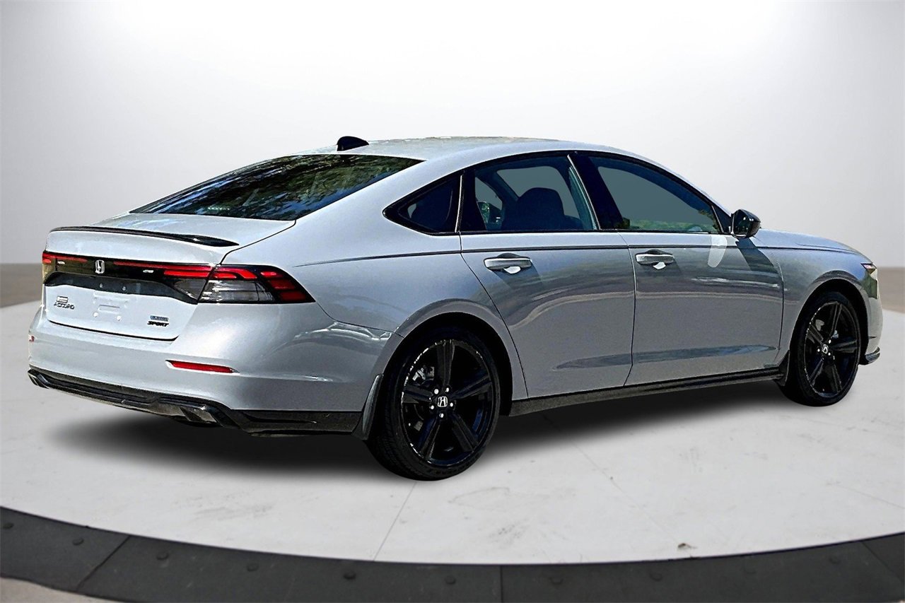 Used 2023 Honda Accord Sport image 8