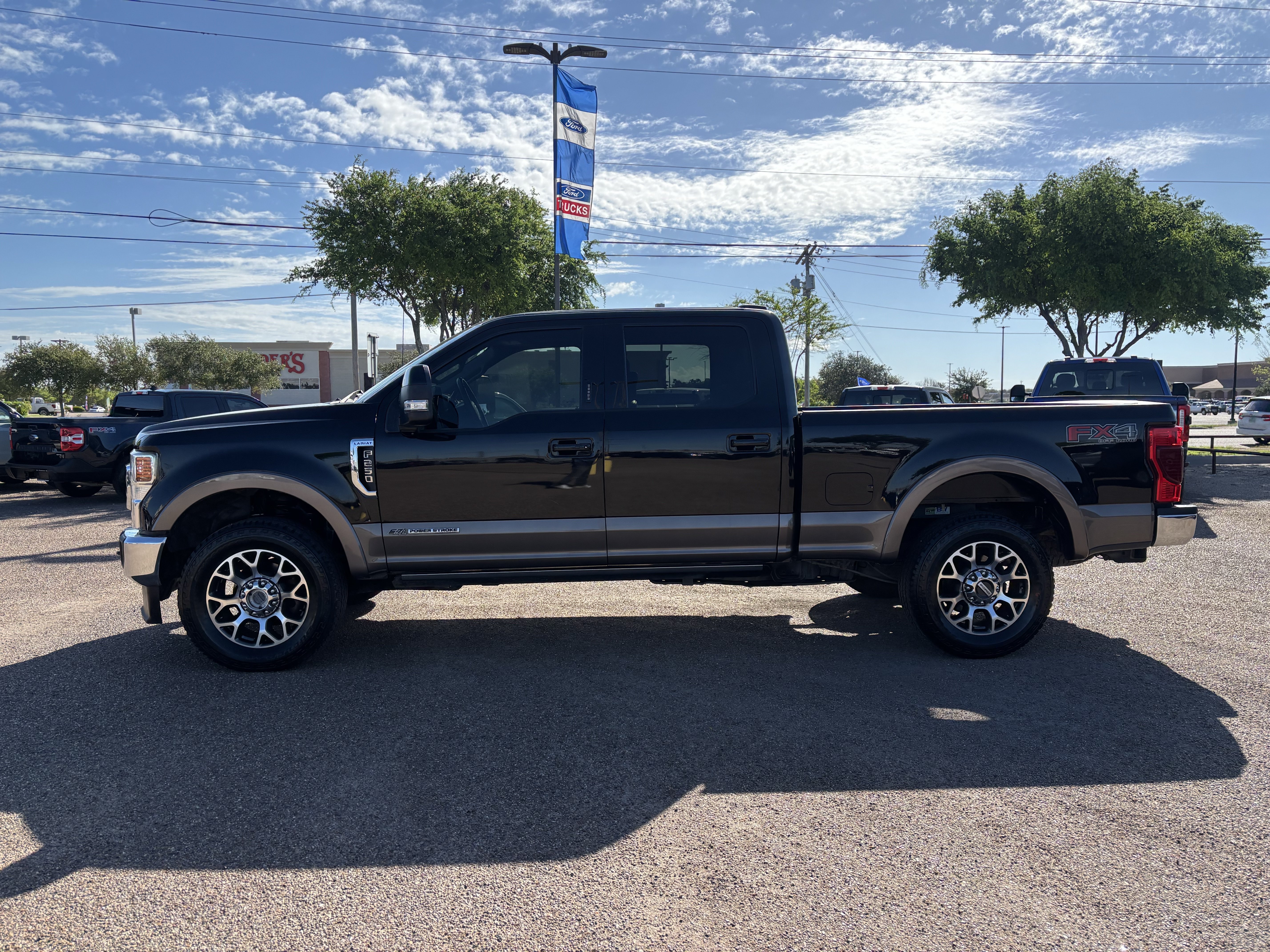 Certified 2021 Ford F250 Lariat w/ Lariat Ultimate Package AWD/4WD image 2
