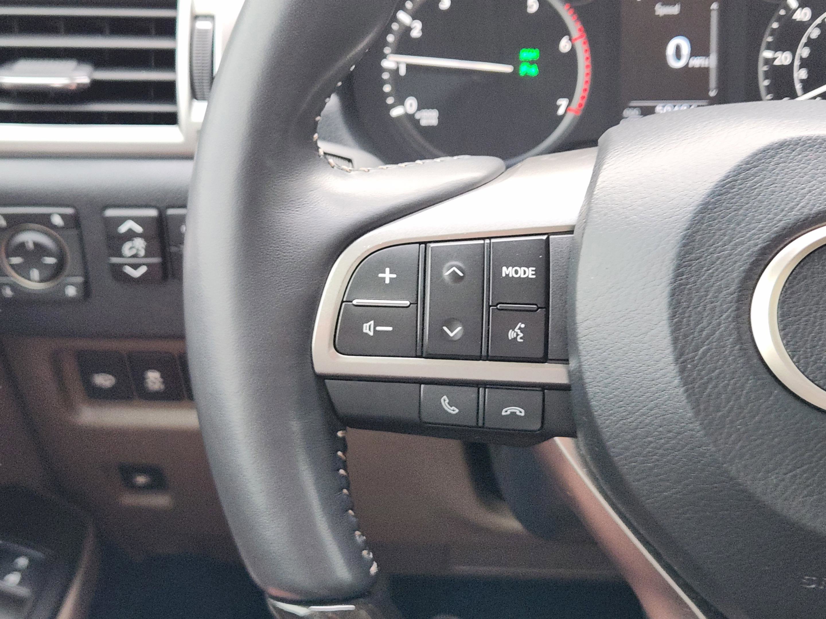 Used 2023 Lexus GX 460 Luxury w/ Accessory Package AWD/4WD image 26