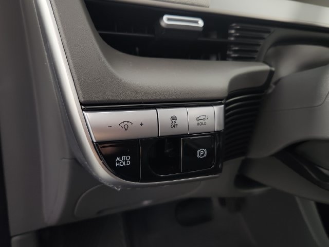 Certified 2024 Hyundai Ioniq 5 SEL AWD/4WD image 21