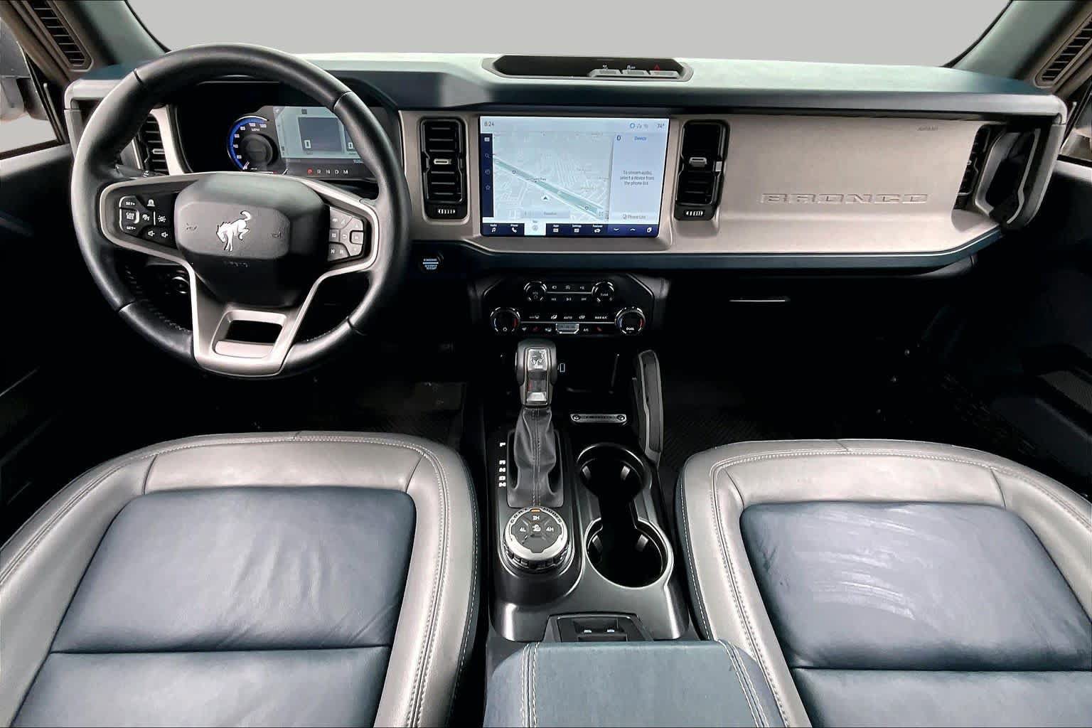 Used 2024 Ford Bronco Outer Banks AWD/4WD image 16