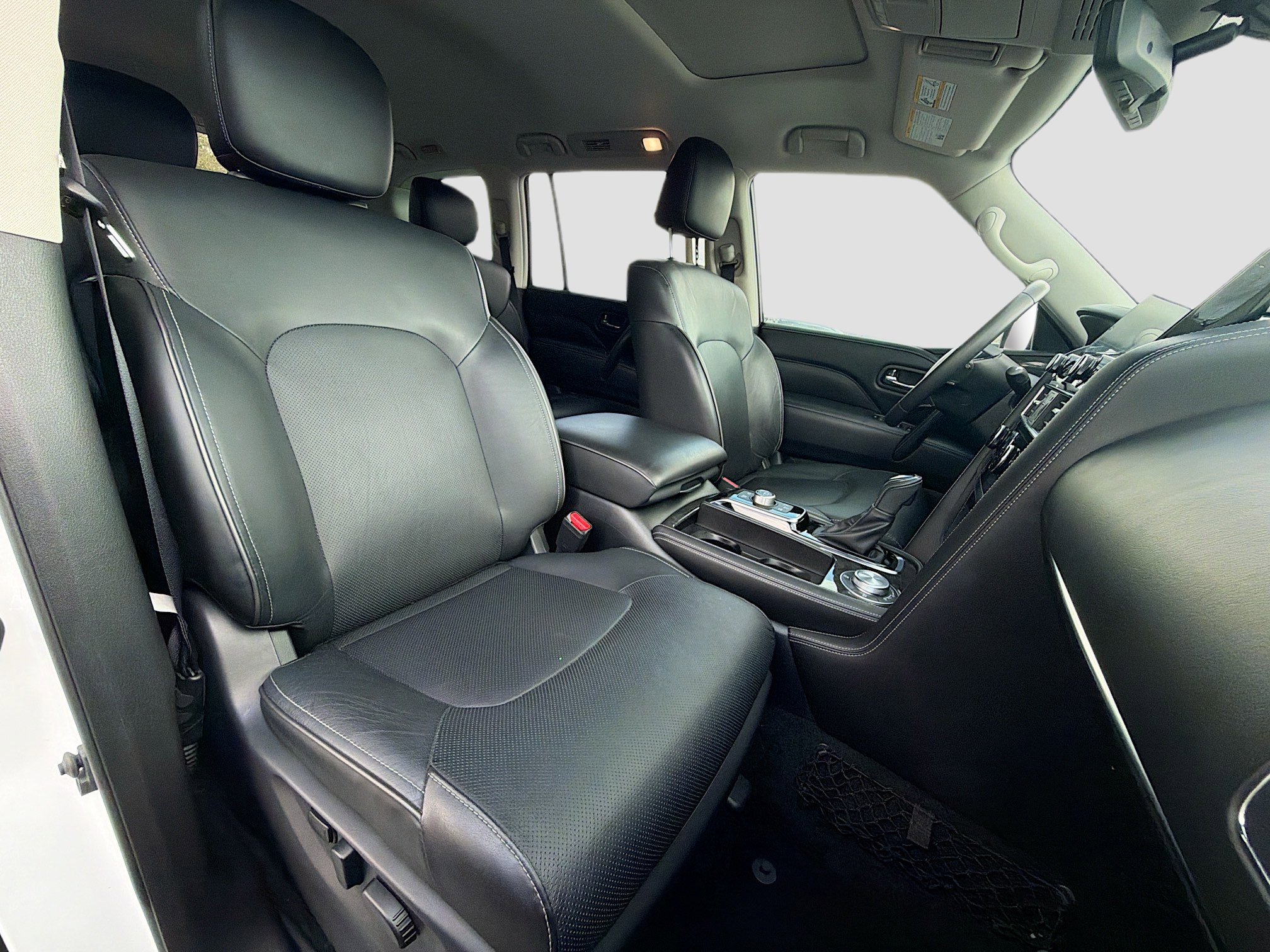 Used 2023 INFINITI QX80 Luxe w/ Cargo Package AWD/4WD image 17