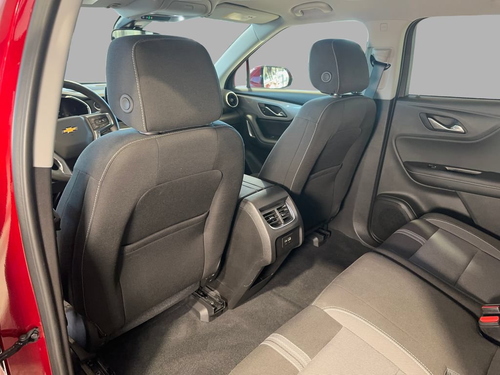 Used 2025 Chevrolet Blazer LT AWD/4WD image 15