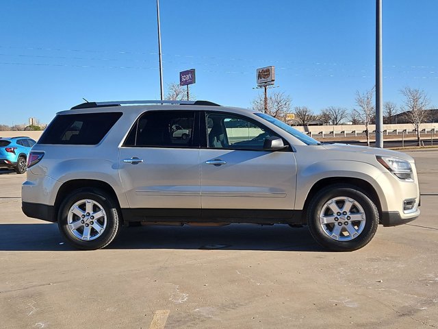Used 2016 GMC Acadia SLE image 4
