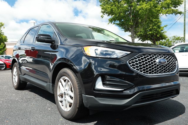 Used 2024 Ford Edge SEL AWD/4WD image 3