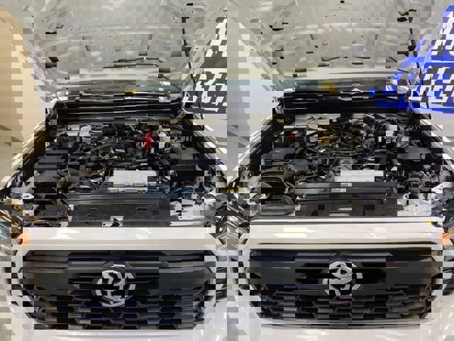 Used 2025 Toyota Tacoma TRD Off-Road image 9