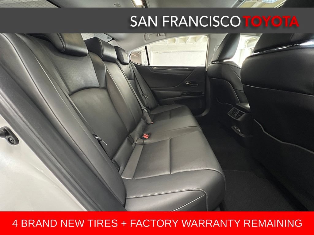 Used 2024 Lexus ES 350 w/ Accessory Package (Z1) FWD image 18