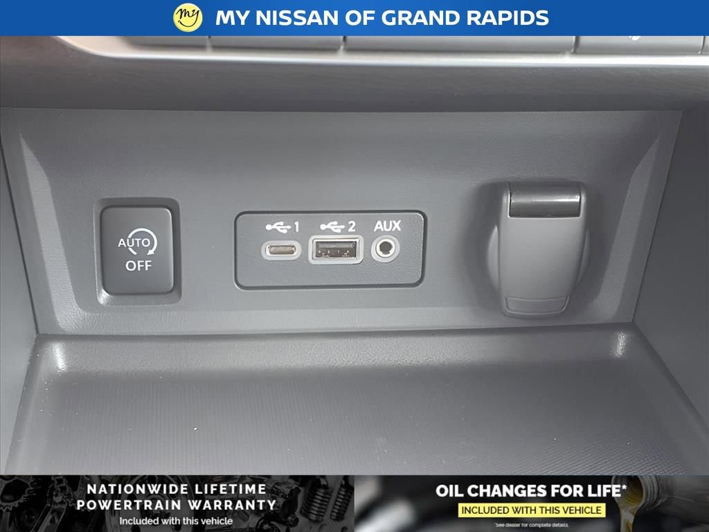 New 2025 Nissan Sentra SV w/ All-Weather Package image 25