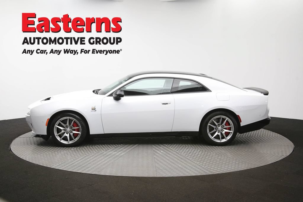 Used 2024 Dodge Charger Daytona Scat Pack w/ Plus Group AWD/4WD image 61