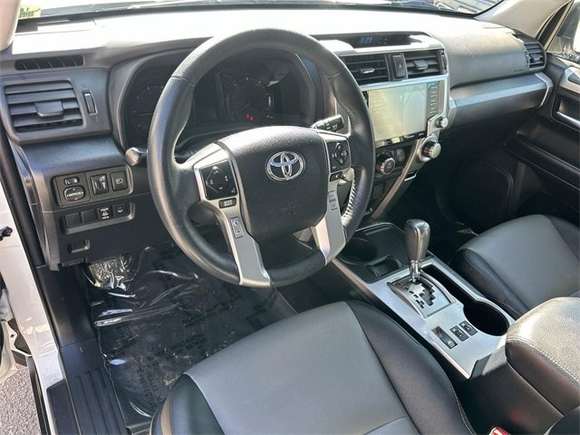 Used 2022 Toyota 4Runner SR5 Premium image 9