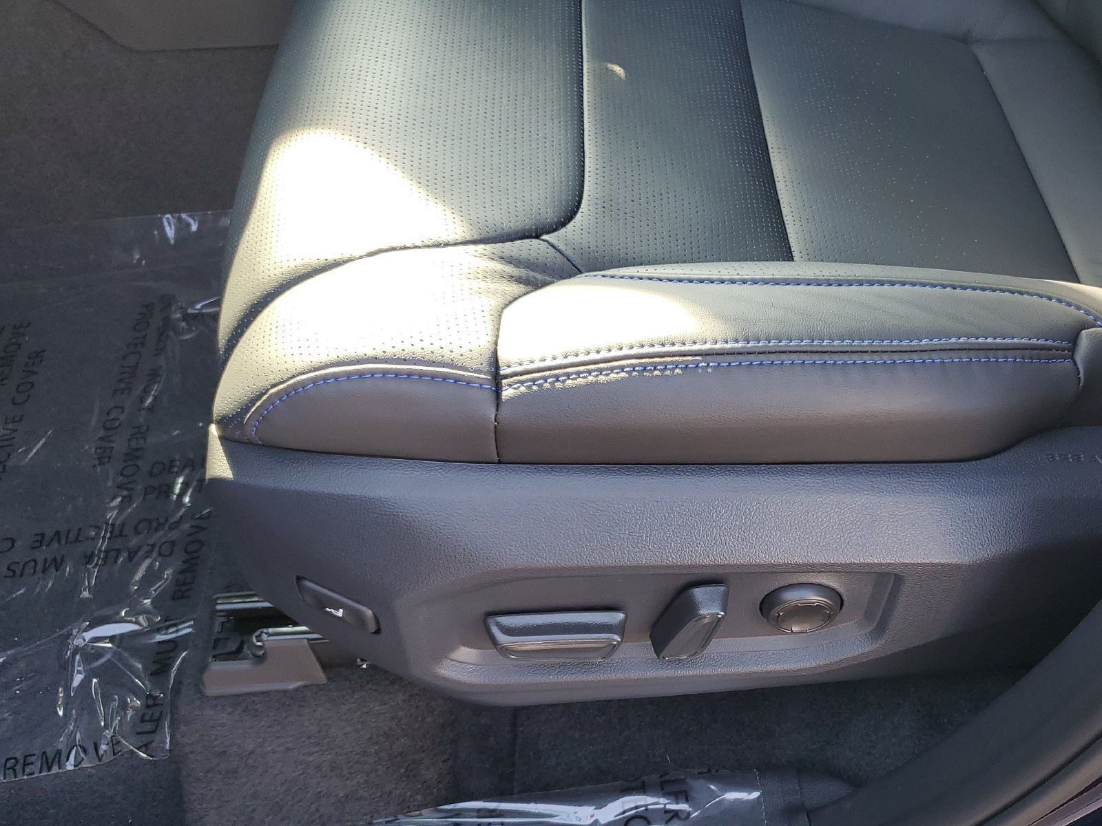 New 2026 Toyota Tundra Platinum AWD/4WD image 17