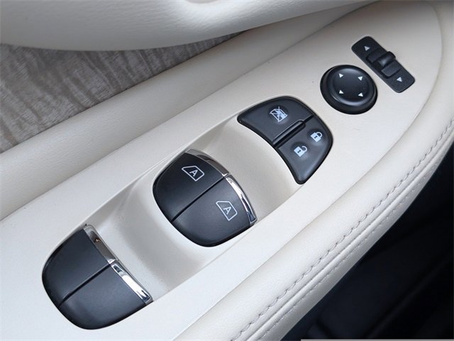 Used 2024 Nissan Murano SL image 23