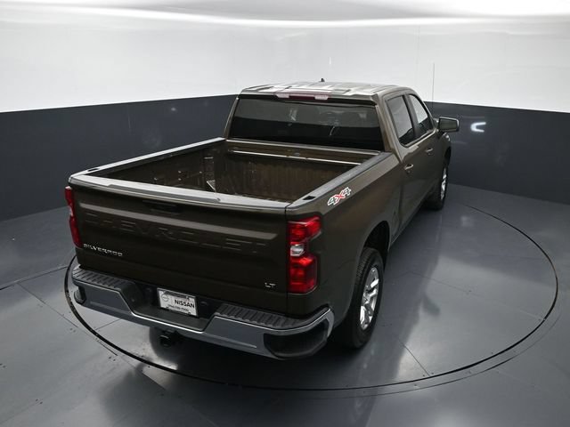 Used 2023 Chevrolet Silverado 1500 LT AWD/4WD image 28