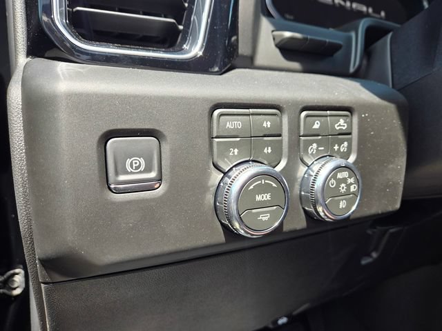 New 2026 GMC Sierra 2500 Denali Ultimate AWD/4WD image 11