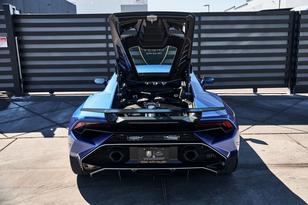 Used 2023 Lamborghini Huracan Tecnica image 24