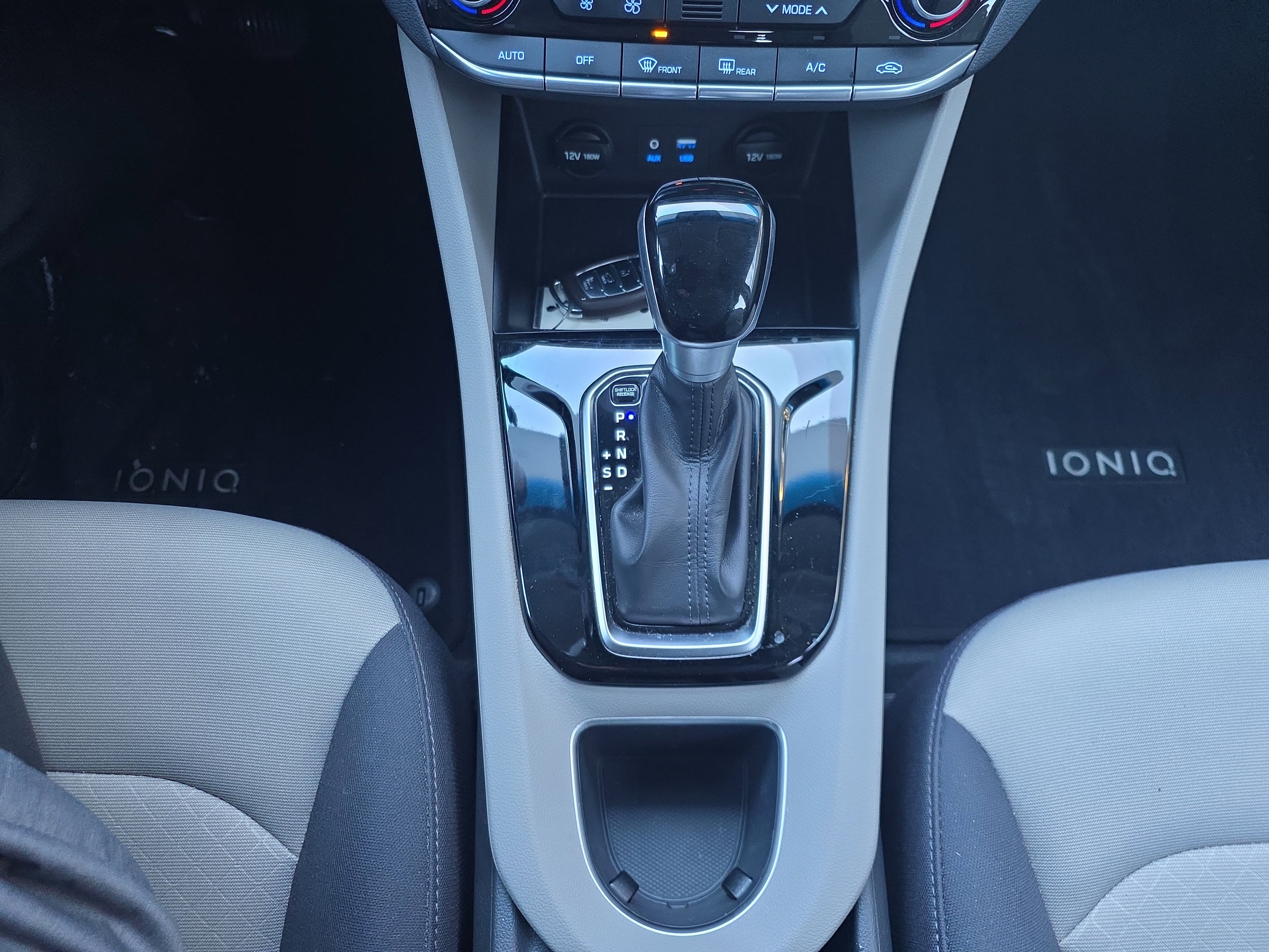 Used 2019 Hyundai Ioniq Blue image 25