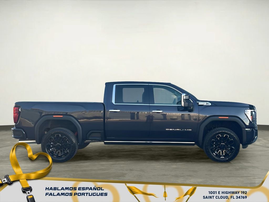 New 2026 GMC Sierra 2500 Denali w/ Denali Reserve Package image 7