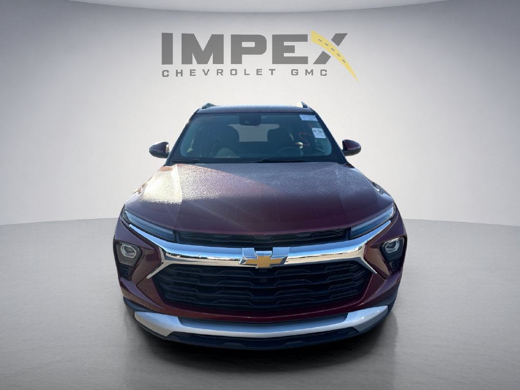 Used 2025 Chevrolet TrailBlazer LT AWD/4WD image 8
