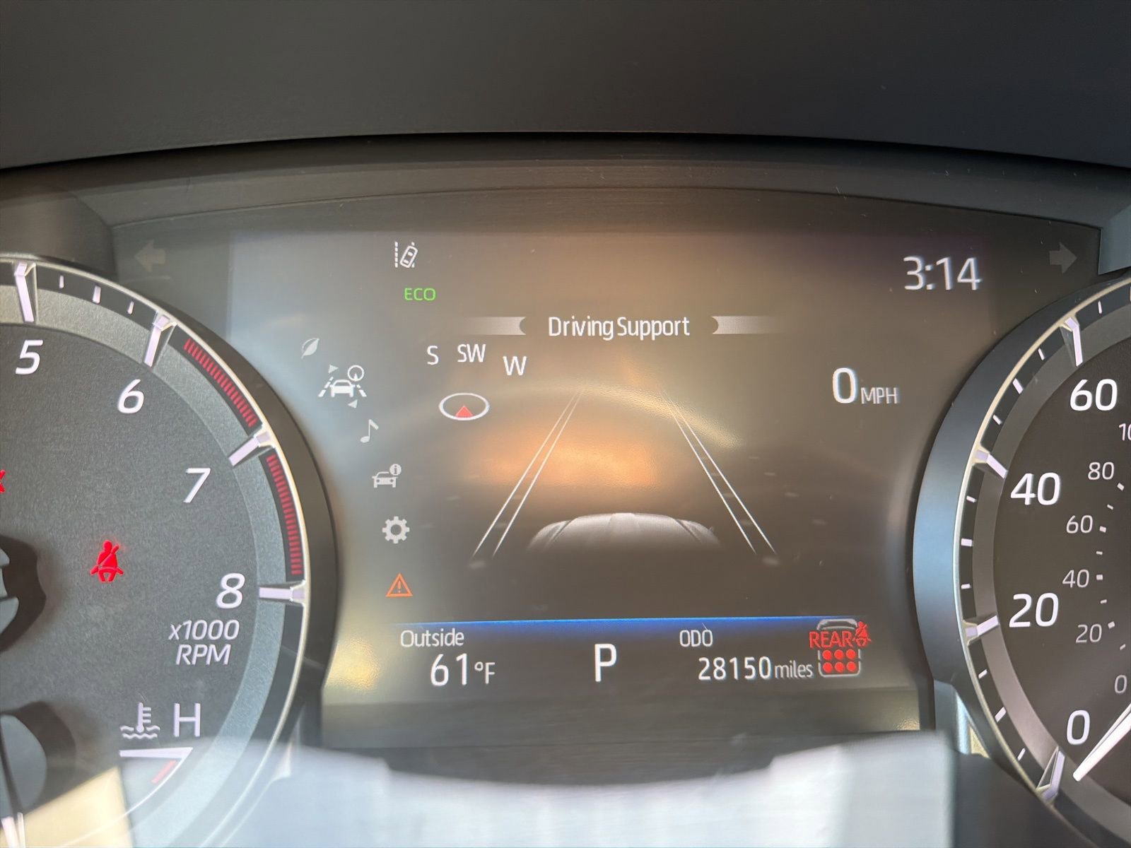 Used 2024 Toyota Highlander LE image 42