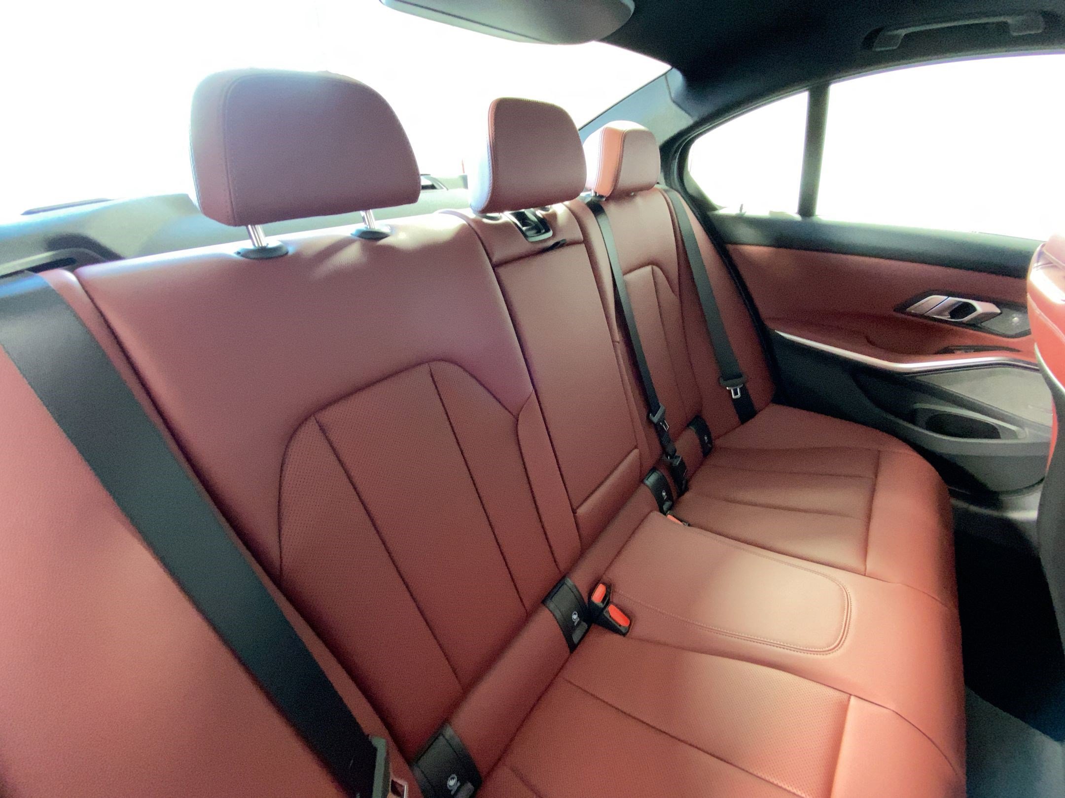 Used 2026 BMW 330i Sedan w/ M Sport Package image 30