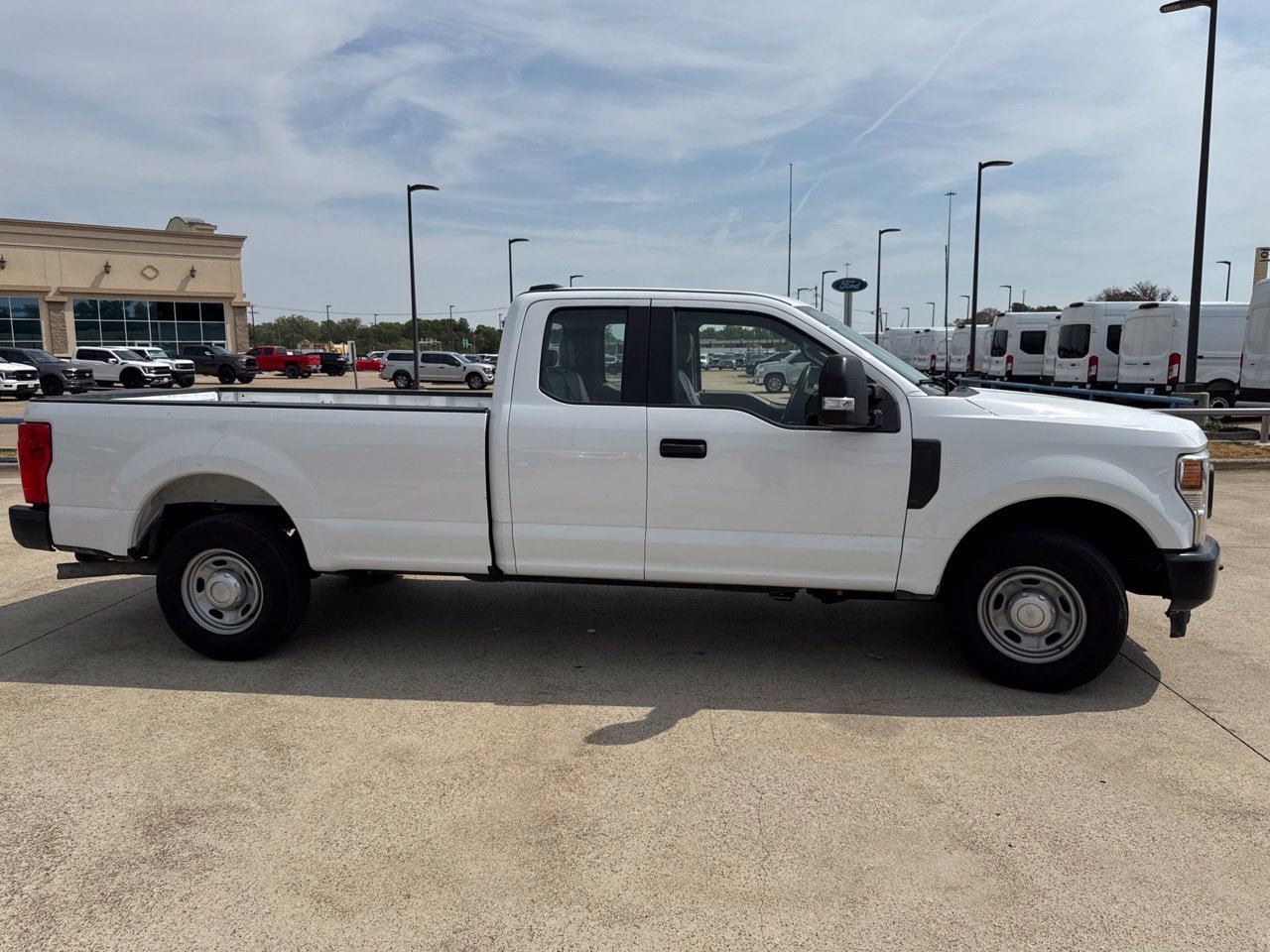 Used 2022 Ford F250 XL w/ Power Equipment Group RWD image 16