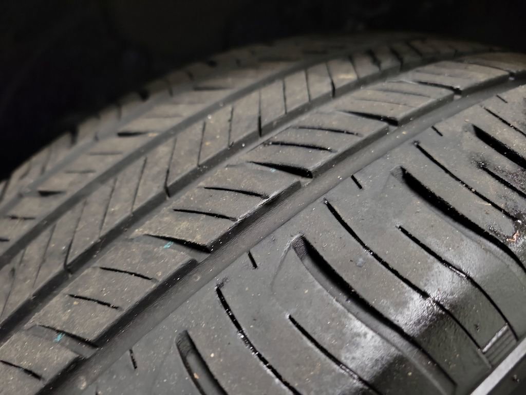 Used 2021 Honda CR-V EX-L image 11