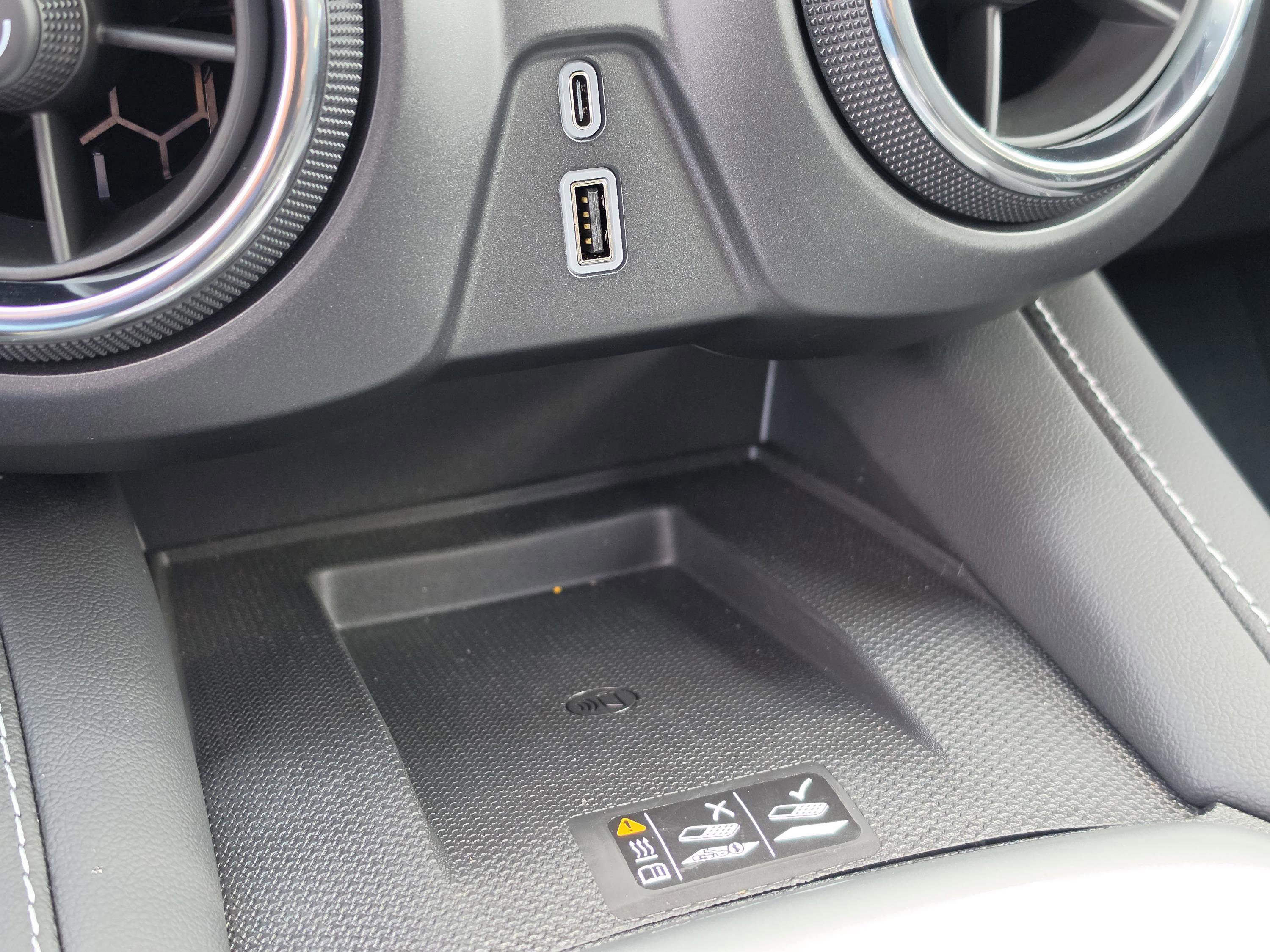 New 2026 Chevrolet Blazer LT w/ Convenience Package FWD image 24
