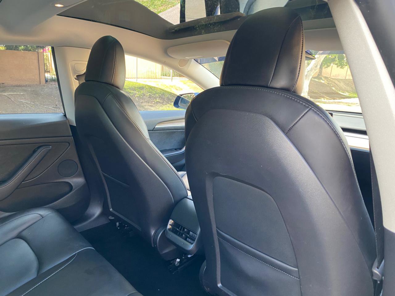 Used 2022 Tesla Model 3 Long Range image 42