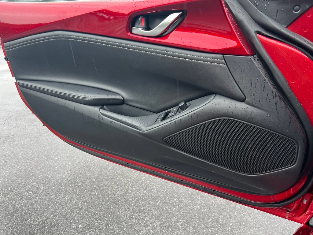 Used 2023 MAZDA MX-5 Miata Grand Touring RWD image 15