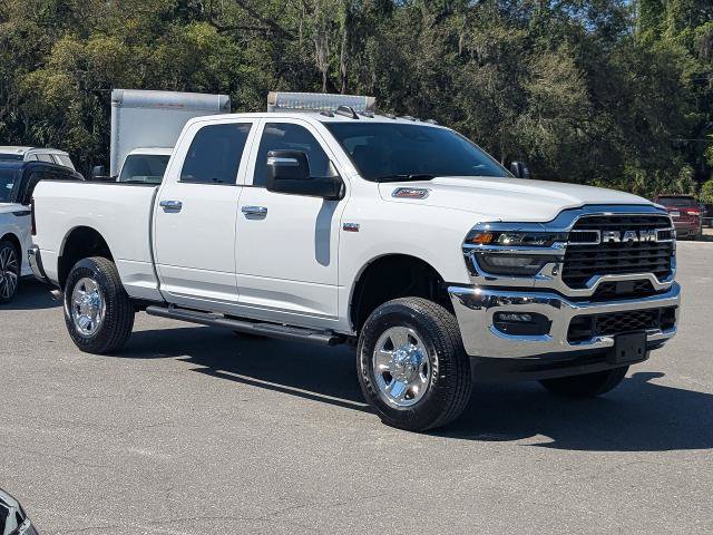 Used 2026 RAM 2500 Tradesman AWD/4WD image 2
