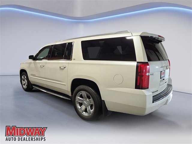 Used 2015 Chevrolet Suburban LTZ image 3