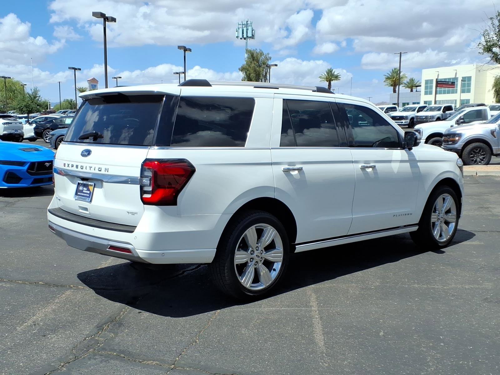 Certified 2024 Ford Expedition Platinum AWD/4WD image 6