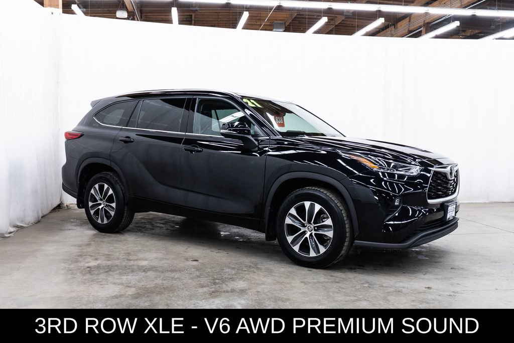 Used 2021 Toyota Highlander XLE
