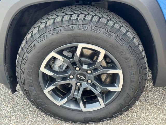 Certified 2025 Chevrolet Equinox ACTIV w/ Safety and Technology Package image 17