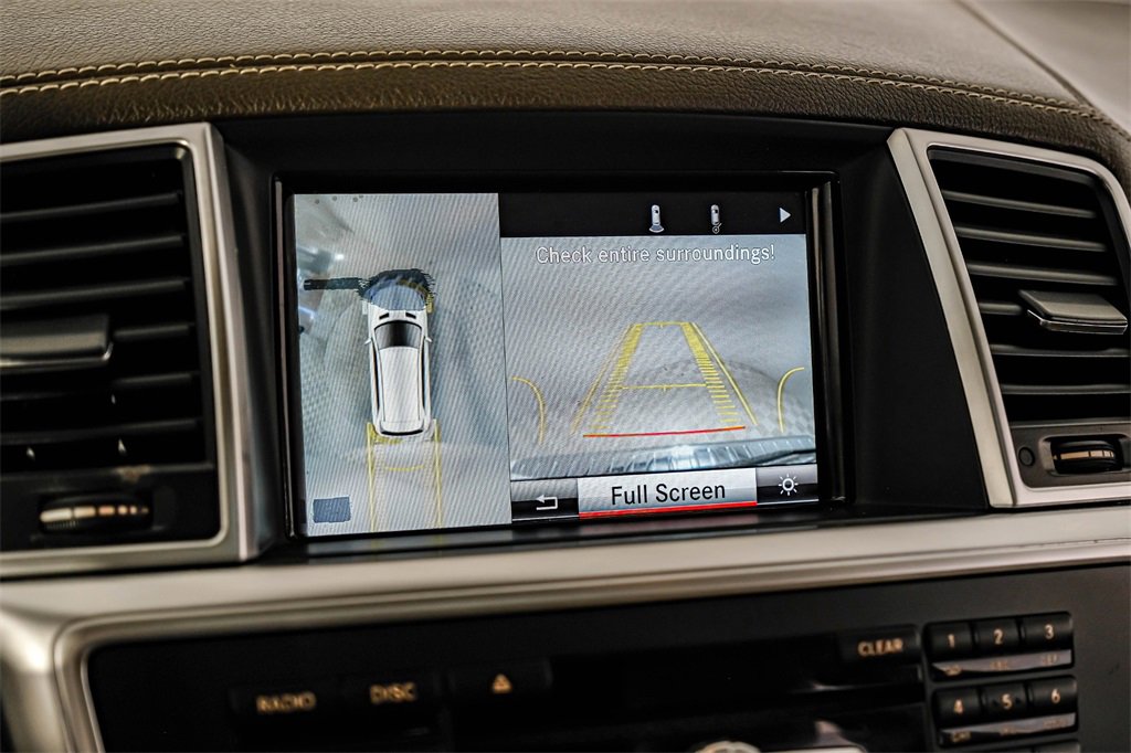 Used 2015 Mercedes-Benz GL 320 BlueTEC 4MATIC image 22