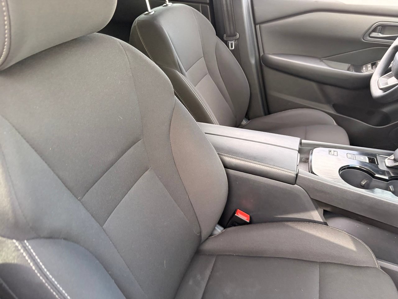 Certified 2025 Nissan Rogue S FWD image 11