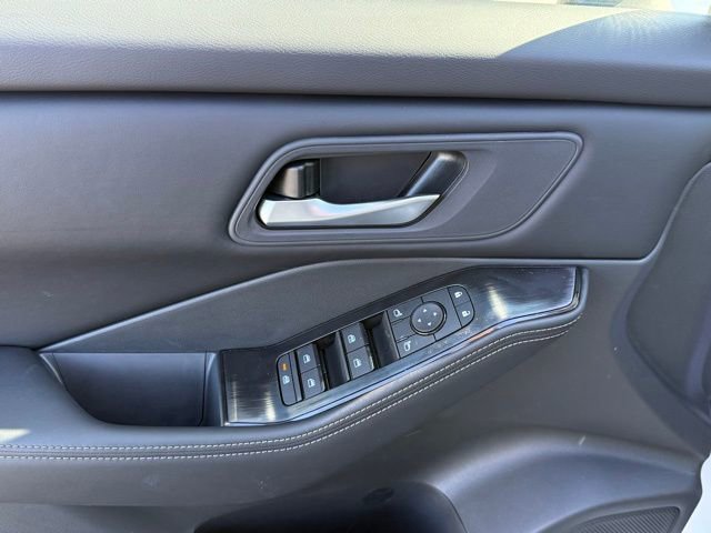 New 2026 Nissan Rogue SV w/ Cold Weather Package image 10