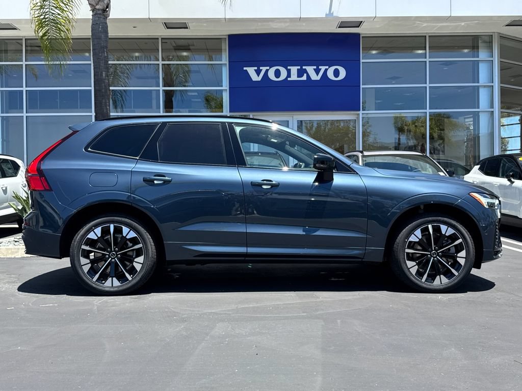 New 2026 Volvo XC60 T8 Plus w/ Protection Package Premier AWD/4WD image 6