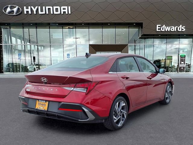 Certified 2025 Hyundai Elantra SEL FWD image 7