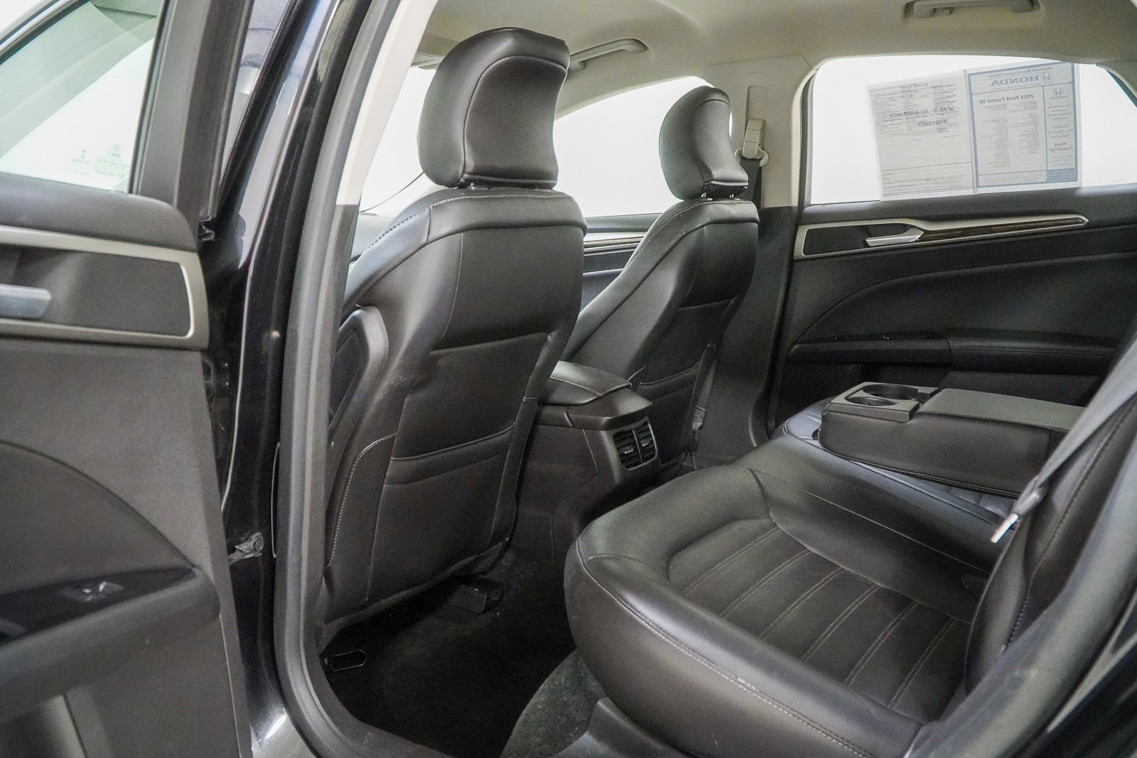 Used 2015 Ford Fusion SE w/ Equipment Group 202A image 40