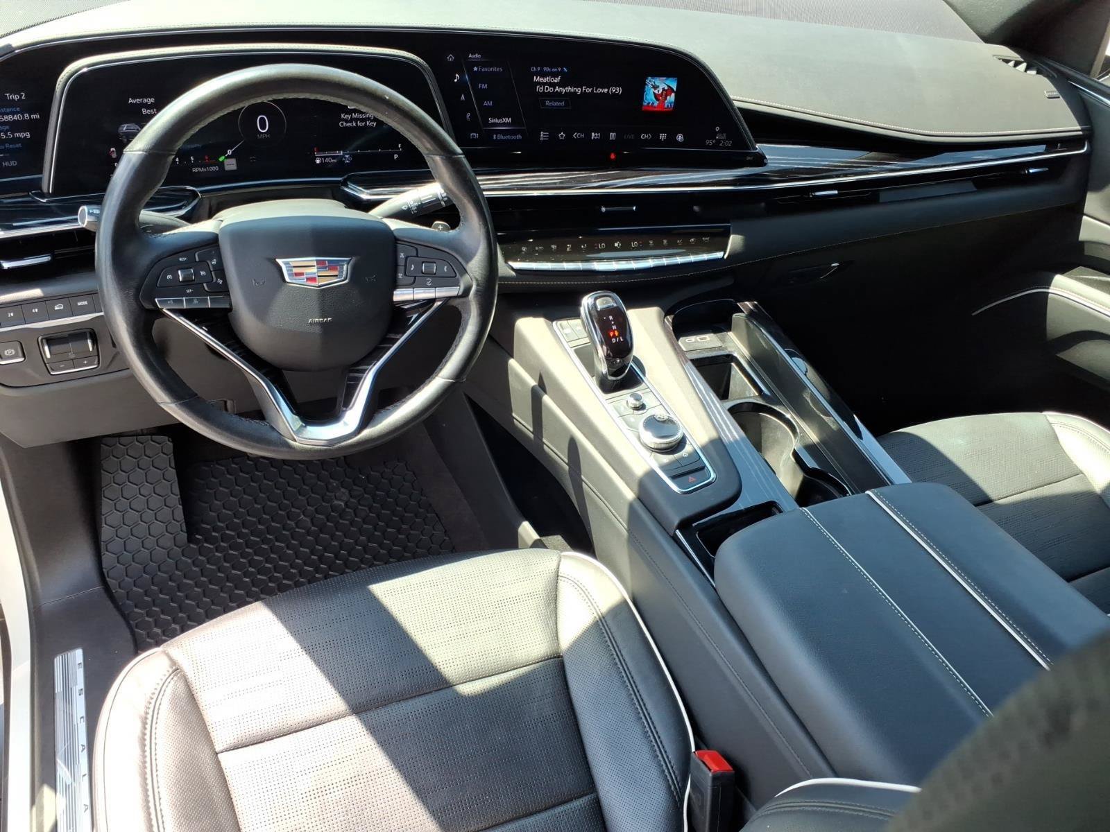 Used 2023 Cadillac Escalade ESV Sport AWD/4WD image 17