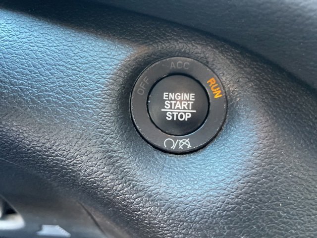 Used 2022 Jeep Cherokee Limited image 34