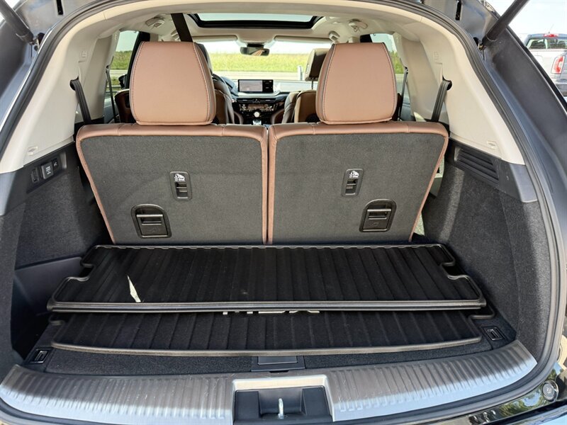 Used 2024 Acura MDX w/ Advance Package AWD/4WD image 19