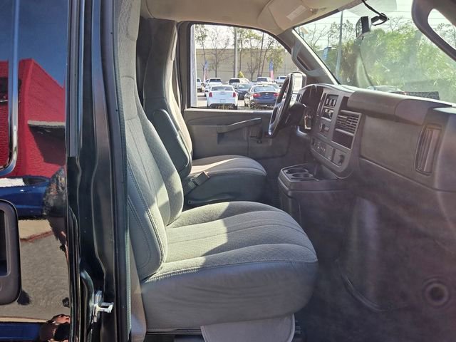 Used 2021 Chevrolet Express 2500 w/ Driver Convenience Package image 16