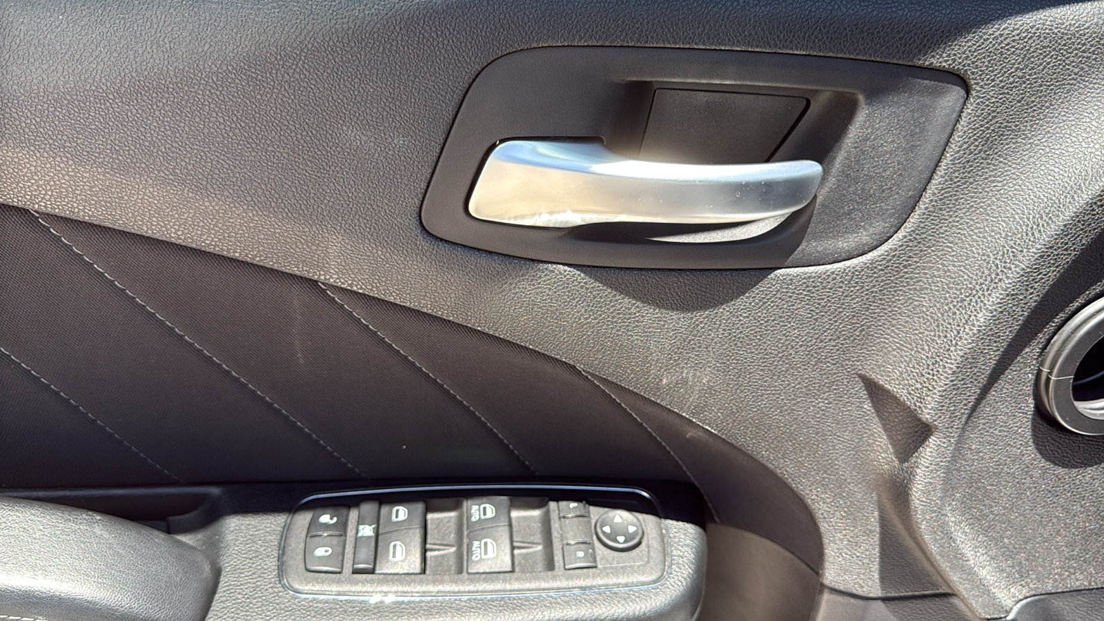 Certified 2023 Dodge Charger SXT RWD image 14