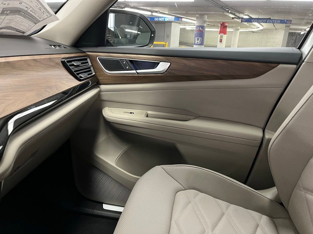 New 2026 Volkswagen Atlas SE image 32