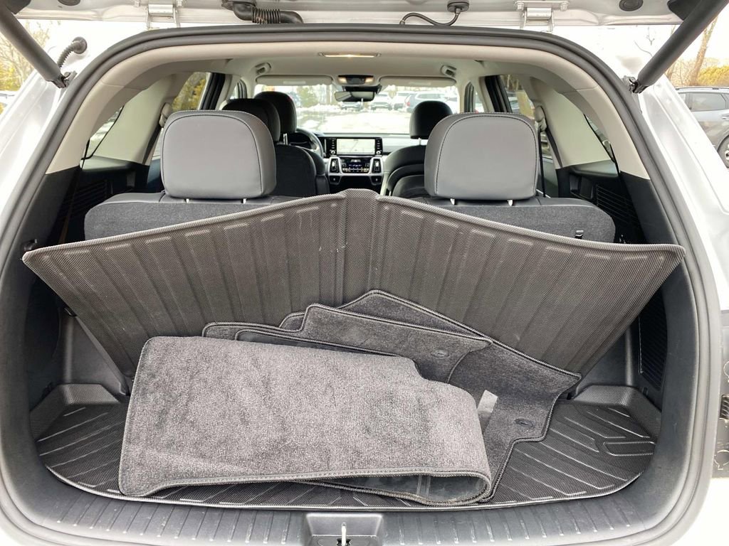 Used 2023 Kia Sorento EX image 6