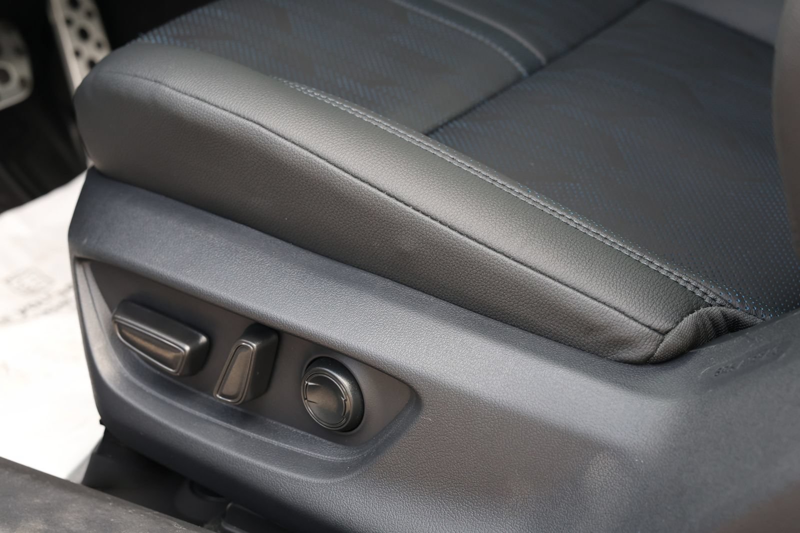 New 2026 Toyota Camry XSE w/ Premium Plus Package FWD image 30